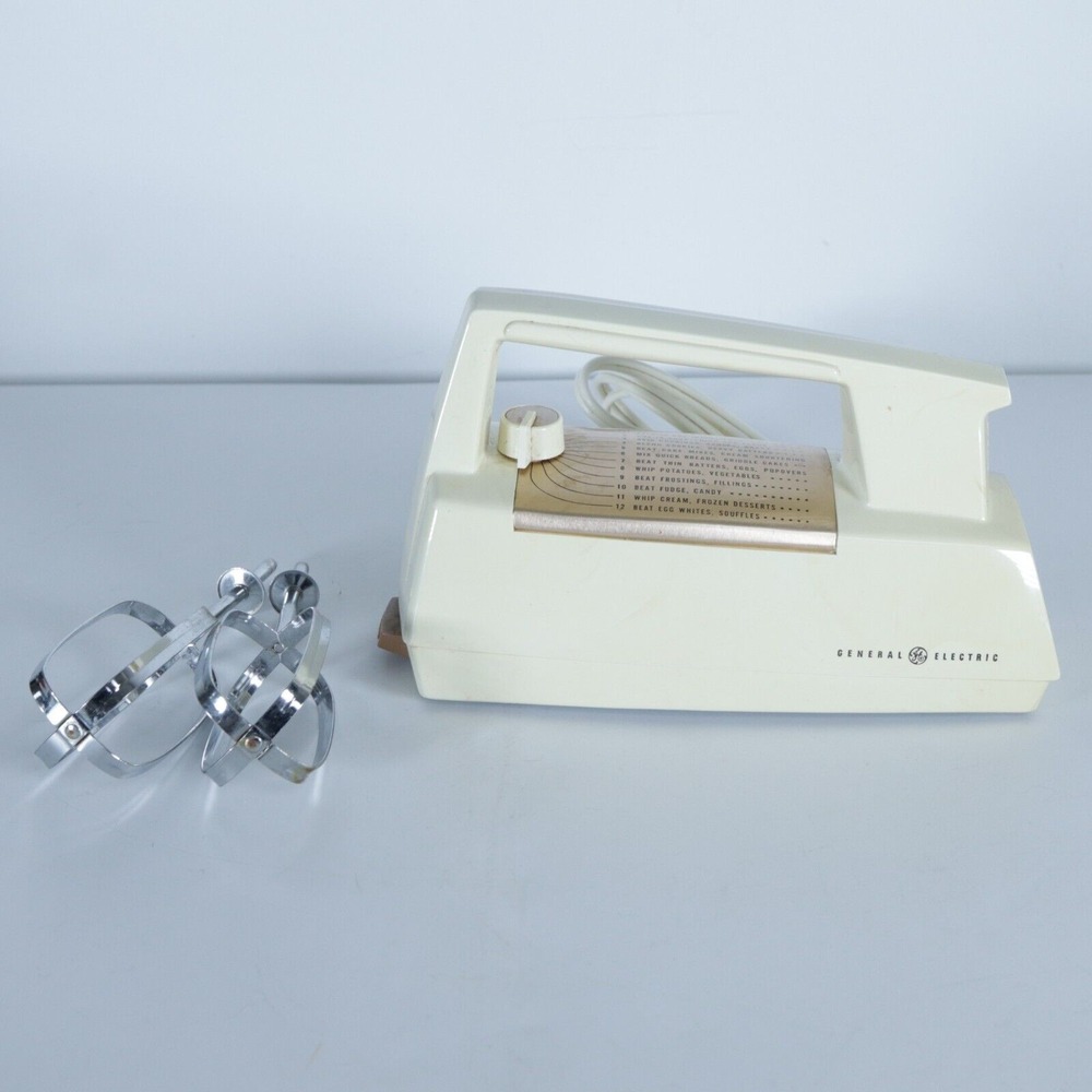 Vintage General Electric GE Hand Mixer 22M35 TESTED WORKS GREAT